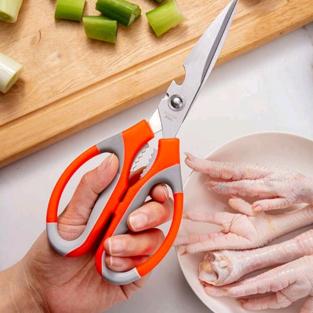 Multi use kitchen shears